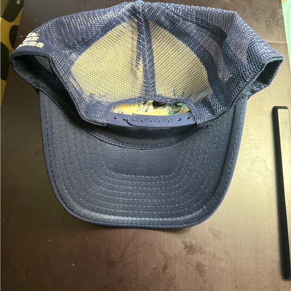 GBC NY “Home of The Hustlers” Trucker Hat. (Yankee Blue) - Picture 3 of 4